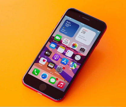 i Phone SE 3 (2022) - 5G, 4.7" Display, 64/128GB Storage, A15 Bionic Chip, iOS, Fingerprint Unlock, NFC-Enabled, Small Screen Phone